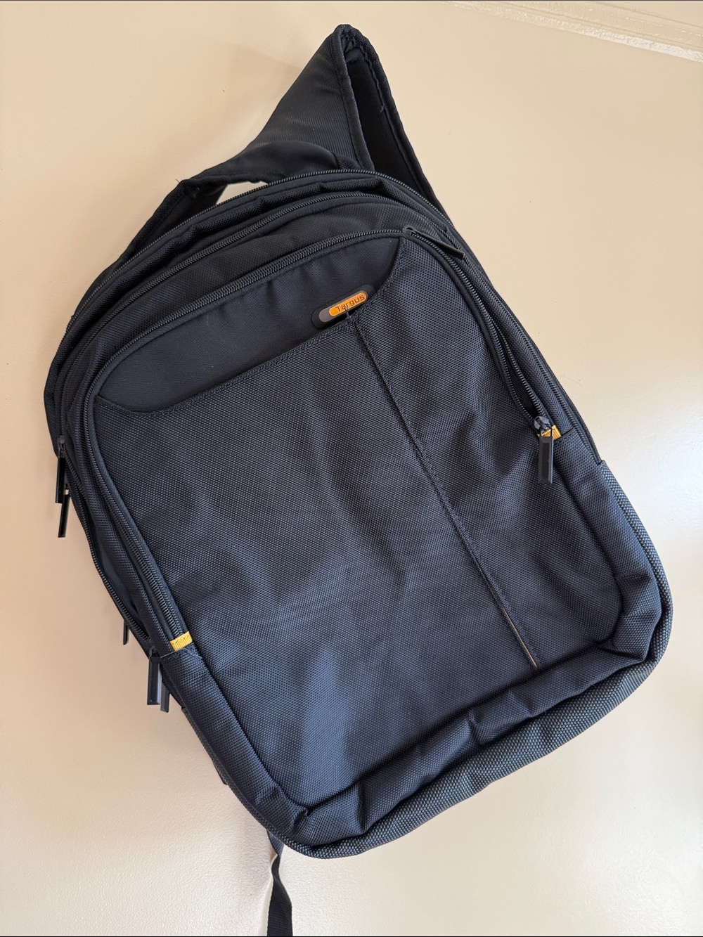 Targus Black Single-Shoulder Sling Backpack